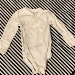 100% organic cotton baby onesie